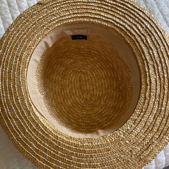 Roxy hat with blue bow - Picture 3 of 5